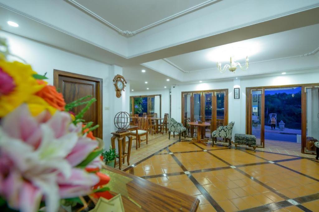 Hotel Villa Deux Rivieres Luang Prabang Exteriör bild
